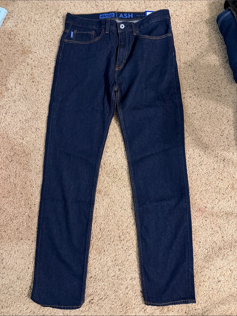 Men's HUGO Boss jeans size 31x32 slim fit